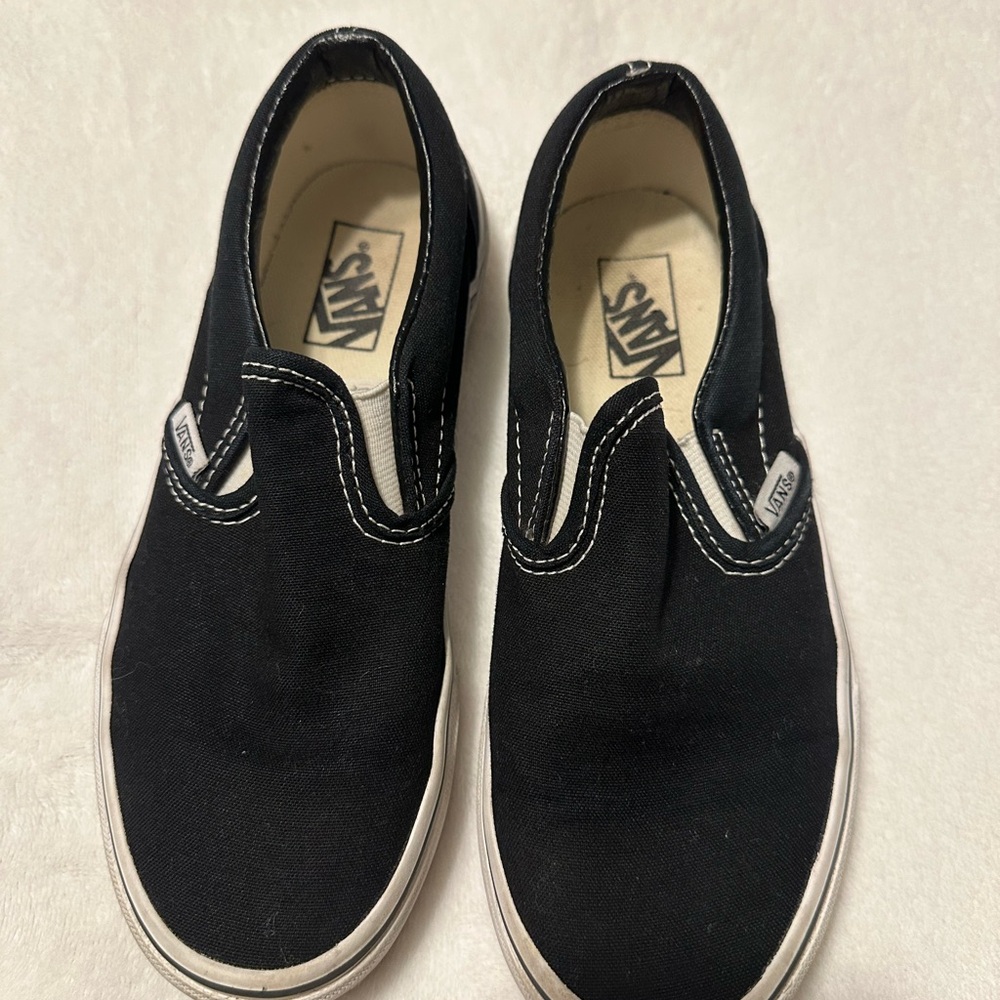 Vans Kids - classic slip on - Size 2.5